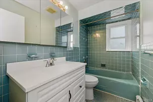 401 W Walnut St, Long Beach, NY 11561 - Photo 13