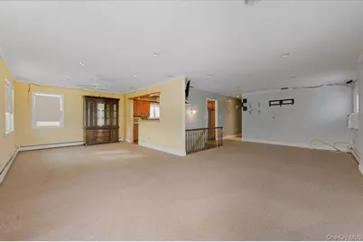 401 W Walnut Street #Upper, Long Beach, NY 11561 - Photo 3