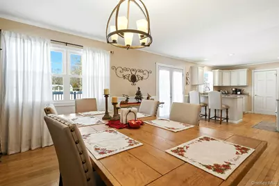 7 Herdman Court, Middle Island, NY 11953 - Photo 15