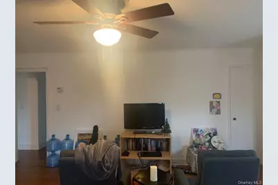 135 E Olive Street #Upper, Long Beach, NY 11561 - Photo 9