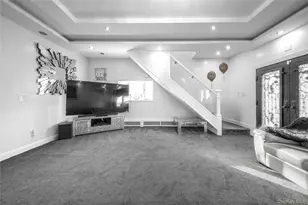 166-02 76th Ave, Fresh Meadows, NY 11366 - Photo 11