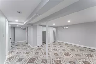 17031 Grand Central Pkwy, Jamaica, NY 11432 - Photo 17