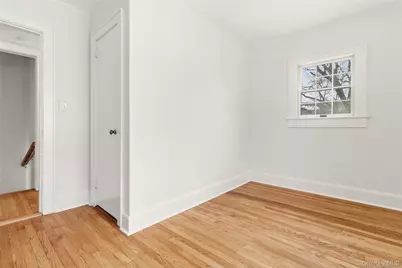 23 Garretson Road, White Plains, NY 10604 - Photo 23