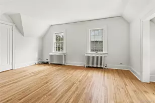 23 Garretson Rd, White Plains, NY 10604 - Photo 25