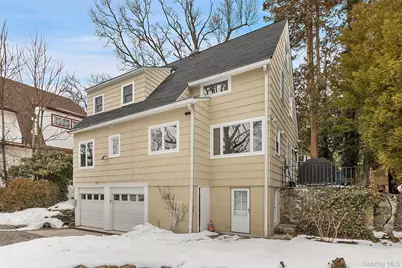 23 Garretson Road, White Plains, NY 10604 - Photo 31