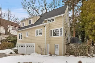 23 Garretson Rd, White Plains, NY 10604 - Photo 31