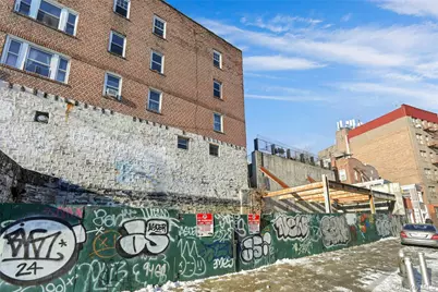 365 E 197th, Bronx, NY 10458 - Photo 5