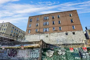 365 E 197th, Bronx, NY 10458 - Photo 9