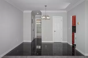 556 New Hwy, Hauppauge, NY 11788 - Photo 5