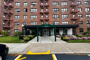 84-29 155th Ave, Howard Beach, NY 11414 - Photo 37