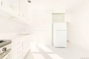 194 Summit Ave, Mount Vernon, NY 10550 - Photo 3