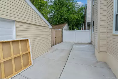 216-23 136th Road, Springfield Gardens, NY 11413 - Photo 27