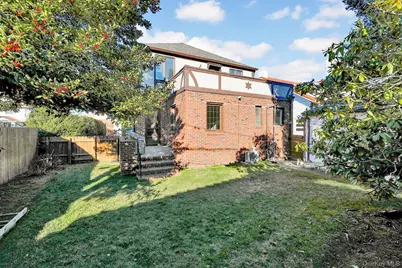 166 W Olive Street, Long Beach, NY 11561 - Photo 35