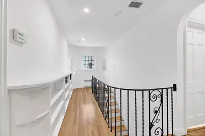 166 W Olive Street, Long Beach, NY 11561 - Photo 17