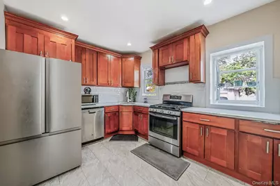 26 Rosedale Avenue, Freeport, NY 11520 - Photo 29