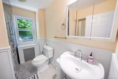 26 Rosedale Avenue, Freeport, NY 11520 - Photo 43