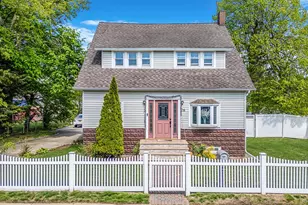 26 Rosedale Ave, Freeport, NY 11520 - Photo 3