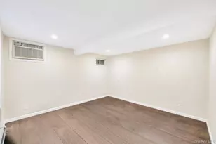 32 Longfellow Ave, Westbury, NY 11590 - Photo 13