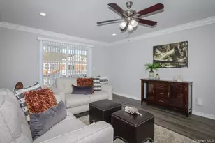 60 Chelsea Ct, Bohemia, NY 11716 - Photo 5