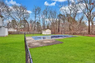 2 7th St, Center Moriches, NY 11934 - Photo 25