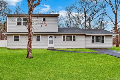 2 7th Street, Center Moriches, NY 11934 - Photo 1