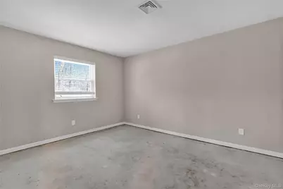 2 7th Street, Center Moriches, NY 11934 - Photo 15