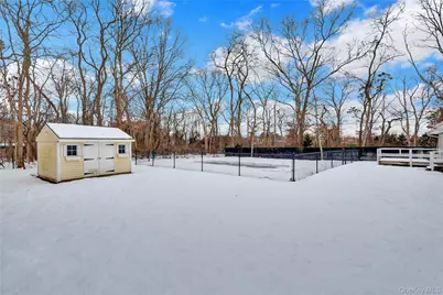 2 7th Street, Center Moriches, NY 11934 - Photo 25