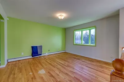 8 Jamison Place, Newburgh, NY 12550 - Photo 11