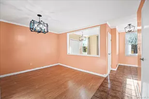 65-26 Admiral Ave, Middle Village, NY 11379 - Photo 19