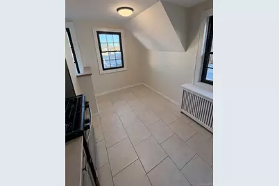 41 S Centre Avenue #2, Rockville Centre, NY 11570 - Photo 3