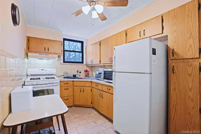 6161 62nd Avenue, Middle Village, NY 11379 - Photo 3