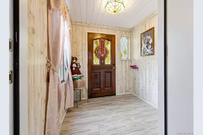 384 Singingwood Drive, Holbrook, NY 11741 - Photo 15