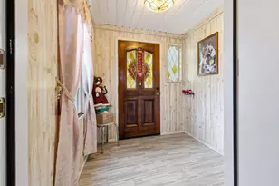 384 Singingwood Dr, Holbrook, NY 11741 - Photo 15