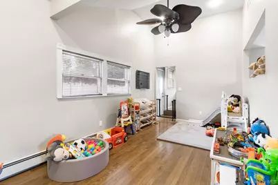 40 Frankie Lane, North Babylon, NY 11703 - Photo 9