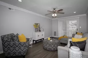 48 Watergate Ln, Patchogue, NY 11772 - Photo 5