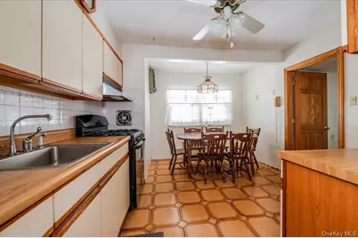 619 Franklin Avenue, Massapequa, NY 11758 - Photo 5