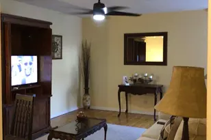 83-05 98th St, Woodhaven, NY 11421 - Photo 7