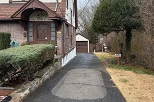 84 Prospect St, White Plains, NY 10606 - Photo 3