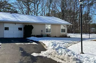 432A Falmouth Ct, Ridge, NY 11961 - Photo 3