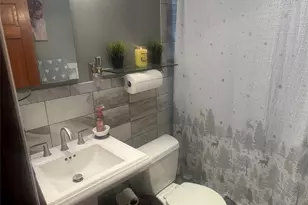 740 Westley St, Baldwin, NY 11510 - Photo 7