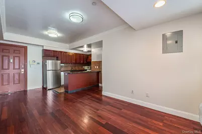 4105 College Point Boulevard #5C, Flushing, NY 11355 - Photo 7