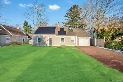 66 Maplewood Drive, Westbury, NY 11590 - Photo 13