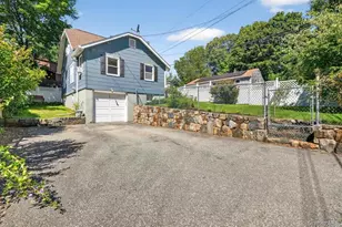 34 Ridge Rd, Croton on Hudson, NY 10520 - Photo 3