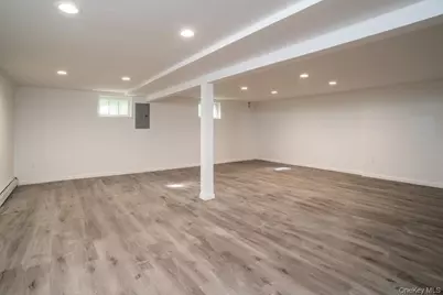 17 Vista Drive, Great Neck, NY 11021 - Photo 17