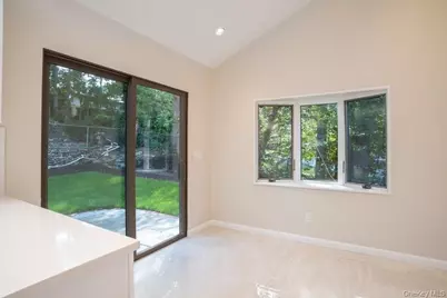 17 Vista Drive, Great Neck, NY 11021 - Photo 5