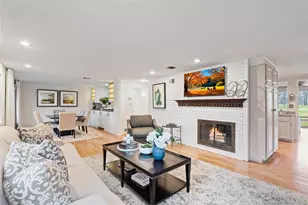 60 Wakefield Ave, Port Washington, NY 11050 - Photo 9