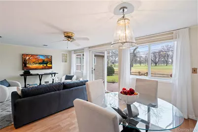 60 Wakefield Avenue, Port Washington, NY 11050 - Photo 17