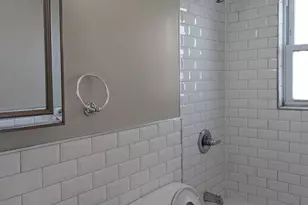 11A Hemlock Dr, Bay Shore, NY 11706 - Photo 3