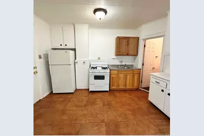 103-08 97th Avenue #2nd Floor, Ozone Park, NY 11416 - Photo 3