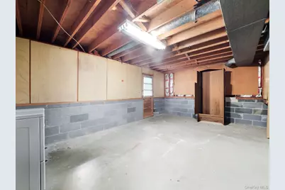 6 Pennington Way, Spring Valley, NY 10977 - Photo 27